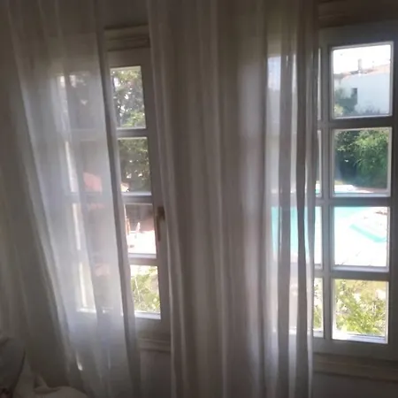 Mega Pool And Bbq Villa Βίλα Kato Diminio