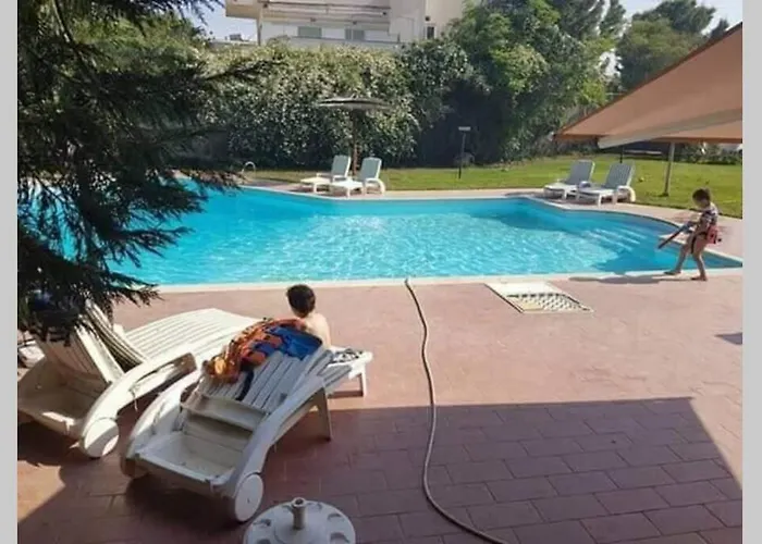 Mega Pool And Bbq Villa Вилла *