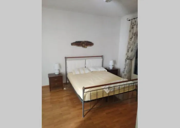 Вилла Mega Pool And Bbq Villa